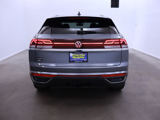 new 2025 Volkswagen Atlas Cross Sport car, priced at $42,098