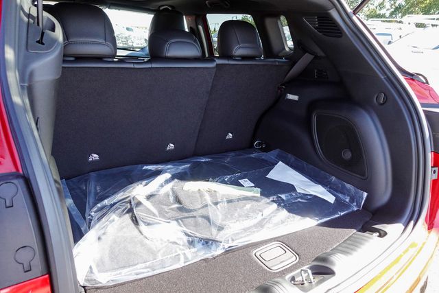 new 2025 Jeep Compass car, priced at $37,785