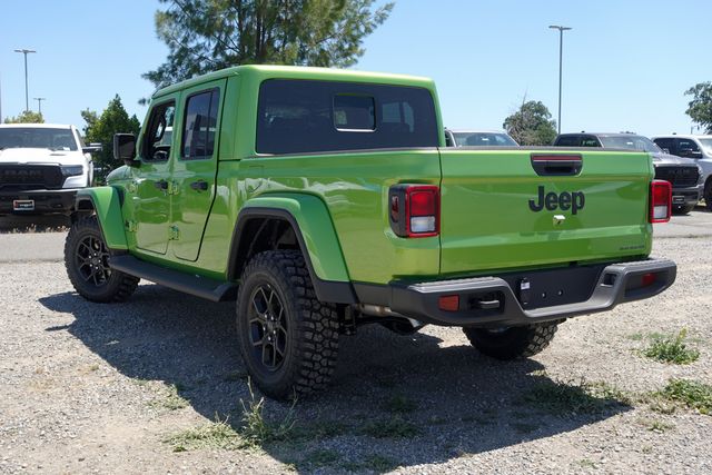 new 2025 Jeep Gladiator car, priced at $40,530