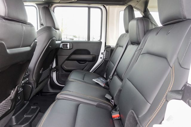new 2025 Jeep Wrangler car, priced at $53,275