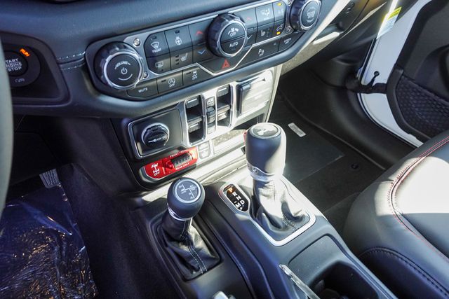 new 2025 Jeep Wrangler car, priced at $65,570