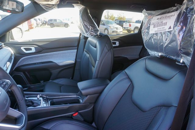 new 2025 Jeep Compass car, priced at $25,860