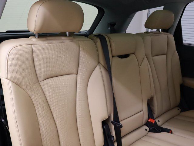new 2025 Audi Q7 car, priced at $66,095