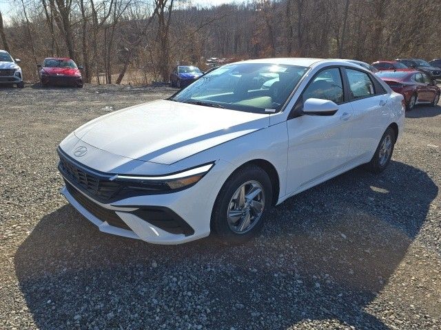 new 2025 Hyundai Elantra car, priced at $21,904