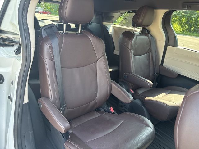 used 2022 Toyota Sienna car, priced at $48,999