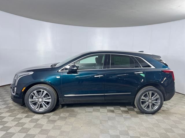 new 2025 Cadillac XT5 car, priced at $57,790