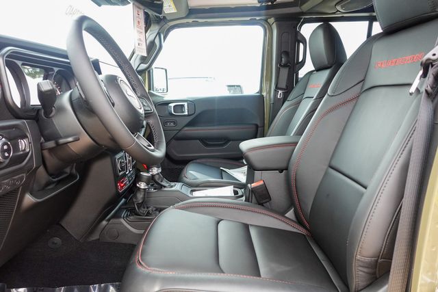 new 2025 Jeep Gladiator car, priced at $57,915