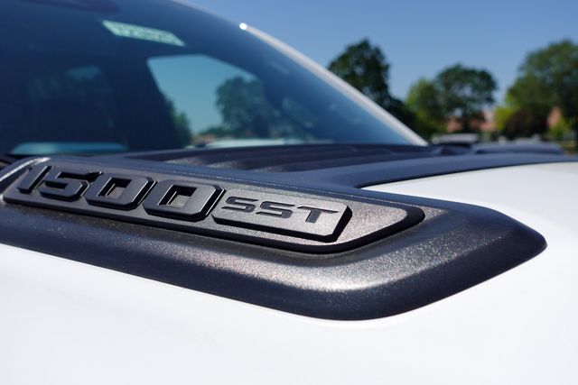 new 2025 Ram 1500 car, priced at $62,987