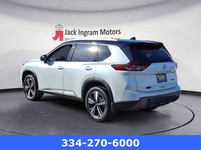 new 2025 Nissan Rogue car, priced at $39,625