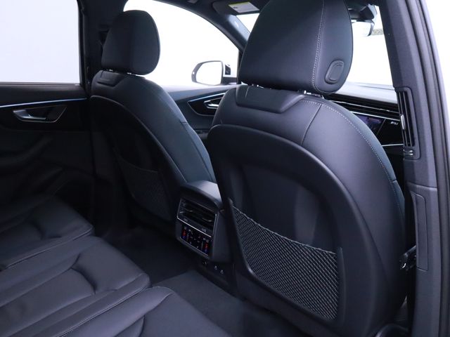 new 2025 Audi Q7 car, priced at $73,540