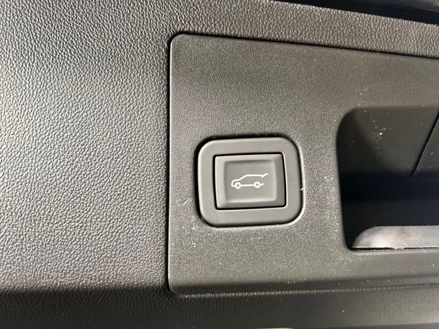 new 2025 Cadillac XT5 car, priced at $57,790