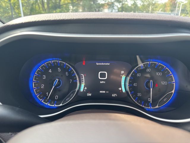 used 2021 Chrysler Pacifica car, priced at $32,699
