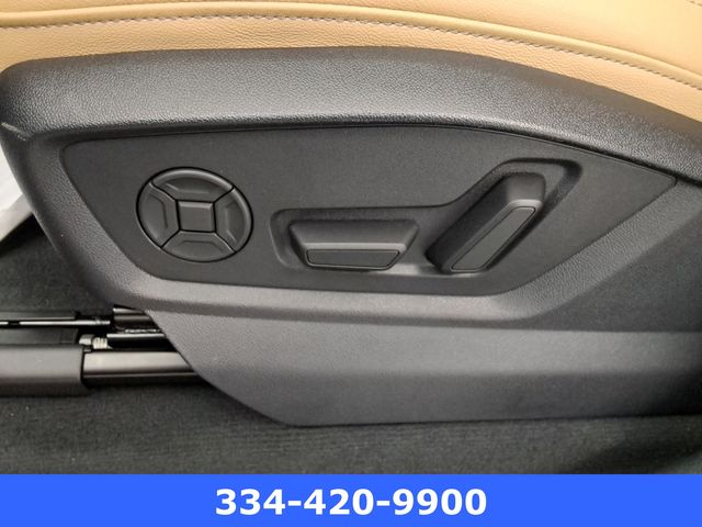 new 2025 Audi Q7 car, priced at $68,732