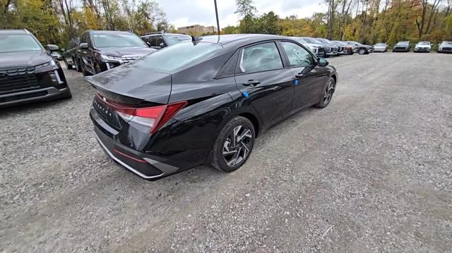 new 2025 Hyundai Elantra car, priced at $24,095