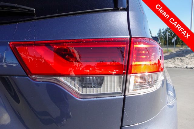 used 2018 Toyota Highlander car, priced at $26,122