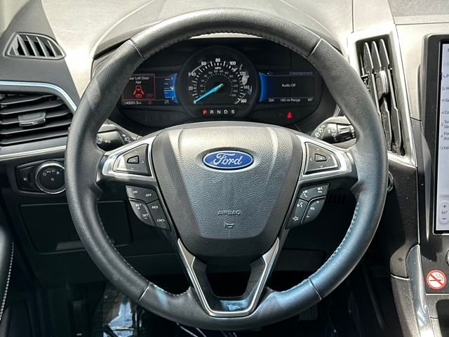 used 2024 Ford Edge car, priced at $30,888