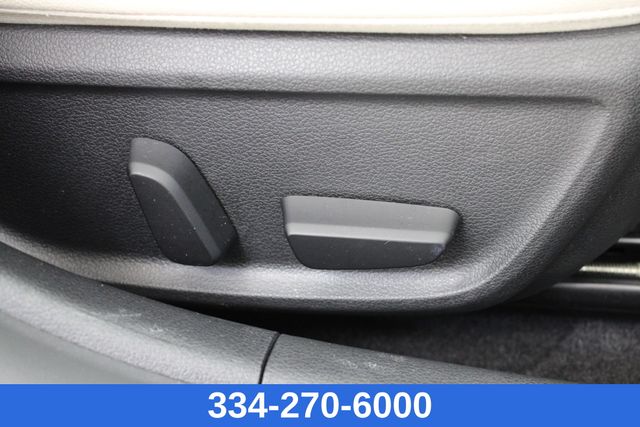 used 2021 Genesis G70 car, priced at $19,999