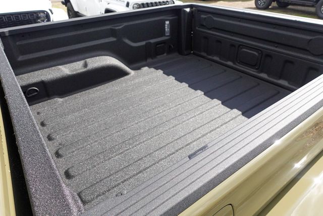 new 2025 Jeep Gladiator car, priced at $57,415