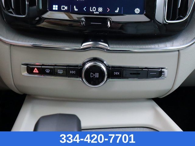 new 2025 Volvo XC60 car, priced at $52,640