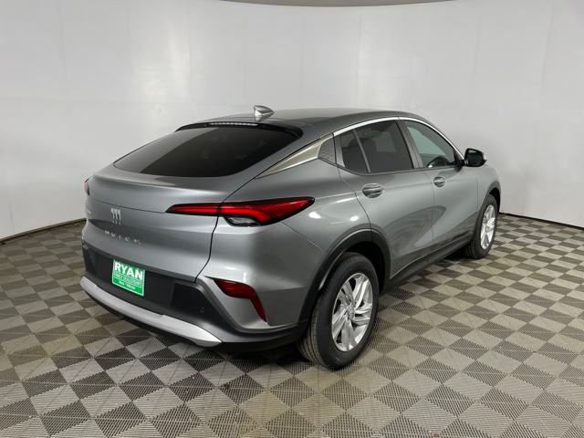 new 2025 Buick Envista car, priced at $26,000