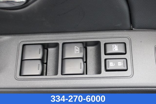 new 2025 Nissan Frontier car, priced at $36,925