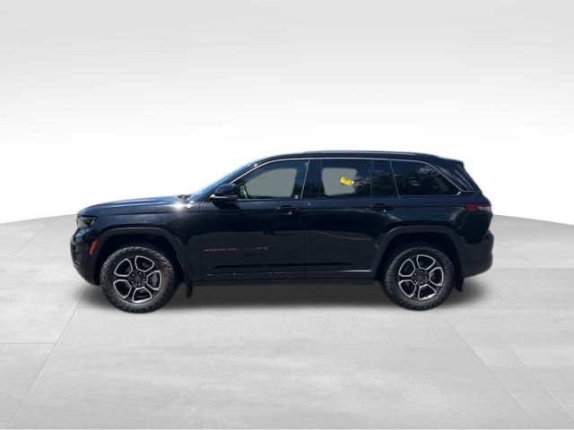 used 2022 Jeep Grand Cherokee car, priced at $37,699