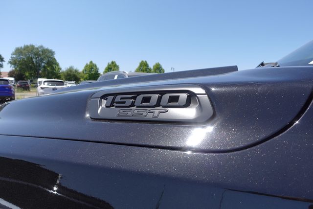 new 2025 Ram 1500 car, priced at $51,793