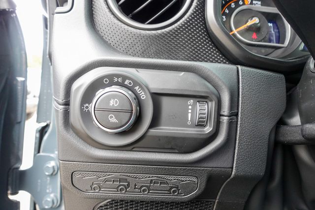 new 2025 Jeep Gladiator car, priced at $55,915