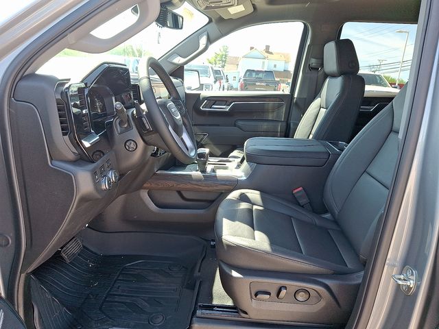 new 2025 GMC Sierra 1500 car, priced at $60,565
