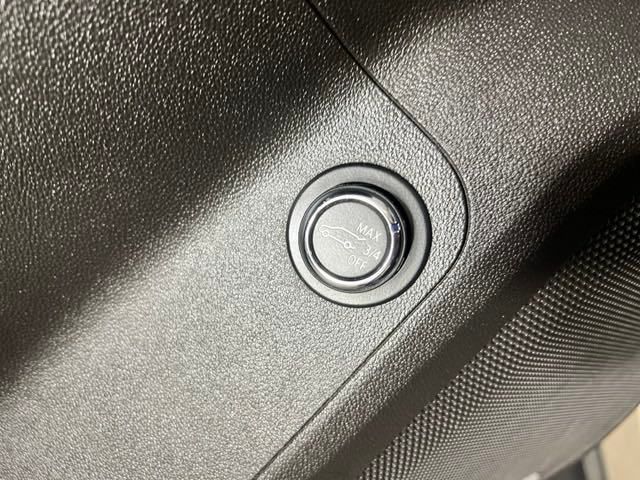 used 2022 GMC Acadia car, priced at $26,000