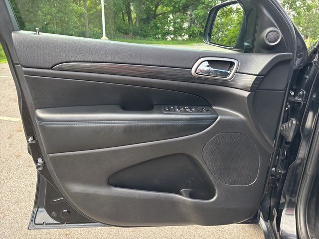 used 2019 Jeep Grand Cherokee car, priced at $19,699