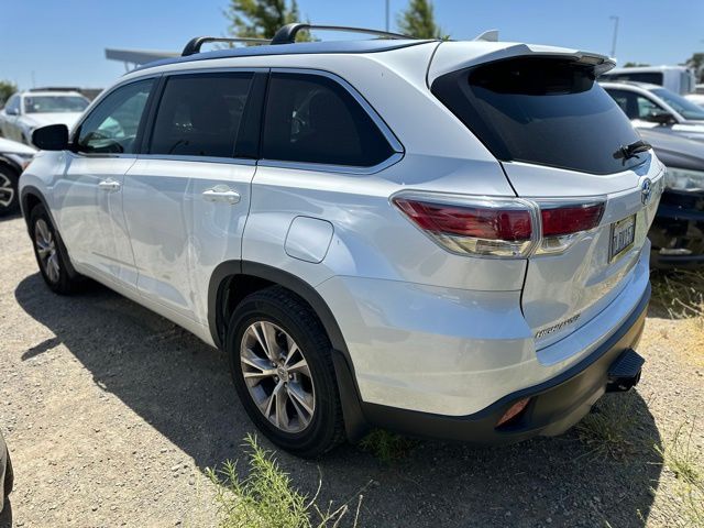 used 2015 Toyota Highlander car, priced at $19,731