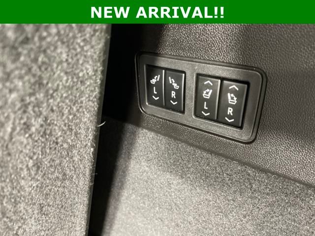 used 2024 Cadillac XT6 car, priced at $45,500