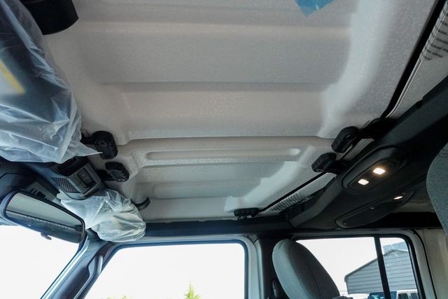 new 2025 Jeep Wrangler car, priced at $54,574