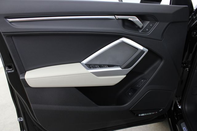 new 2025 Audi Q3 car, priced at $43,575