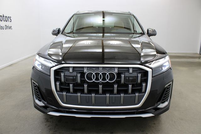 new 2025 Audi Q7 car, priced at $70,850