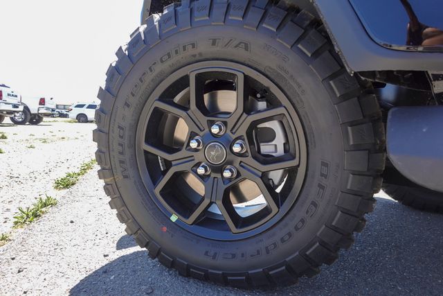 new 2025 Jeep Gladiator car, priced at $44,270