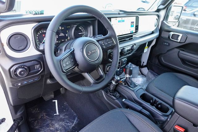 new 2025 Jeep Wrangler car, priced at $54,574