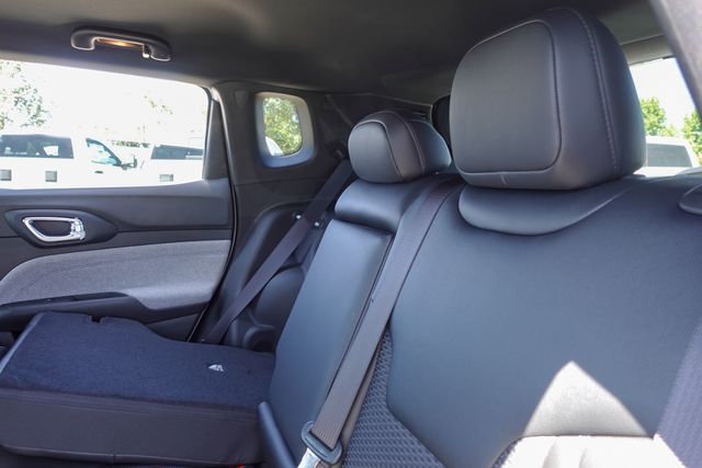 new 2025 Jeep Compass car, priced at $25,868
