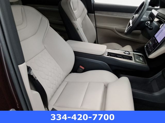 new 2025 Volvo EX90 car, priced at $91,545