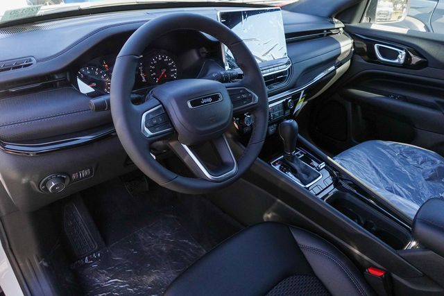 new 2025 Jeep Compass car, priced at $28,160