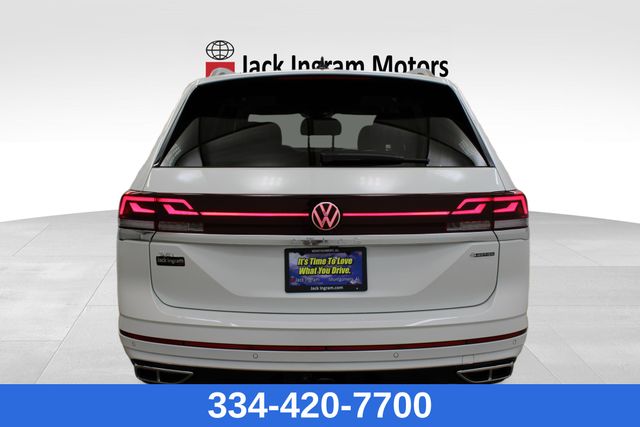 new 2025 Volkswagen Atlas car, priced at $54,053