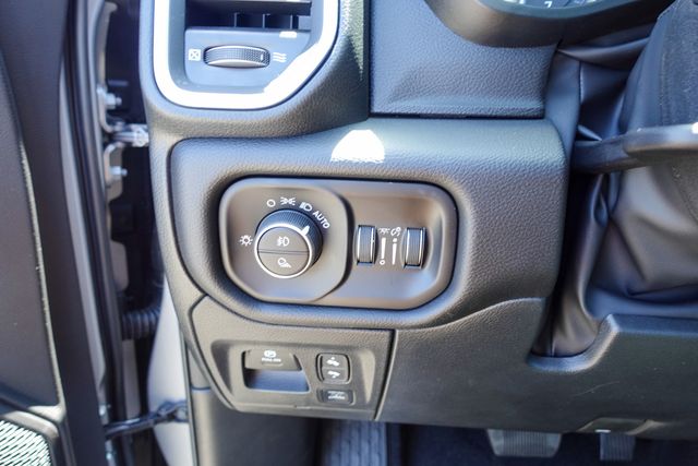 new 2025 Ram 1500 car, priced at $51,843