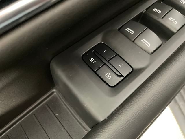used 2023 GMC Yukon car, priced at $59,500