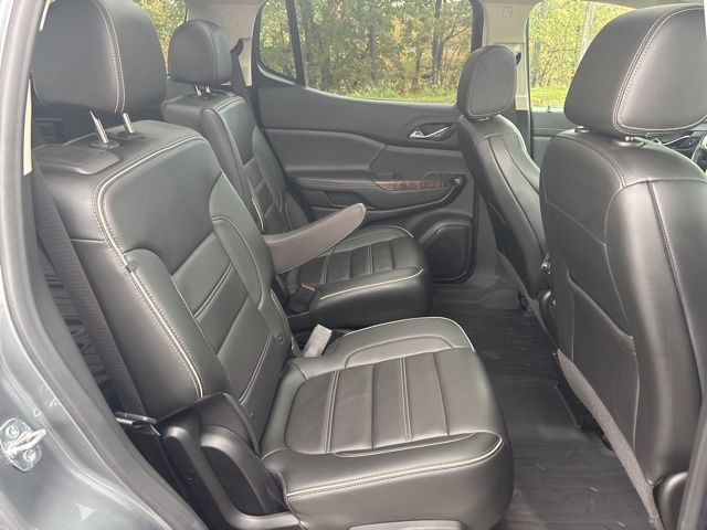 used 2021 GMC Acadia car, priced at $27,999