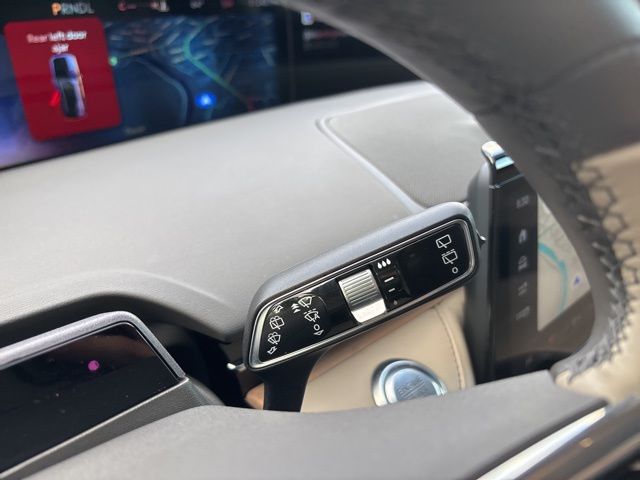 used 2024 Lincoln Nautilus car, priced at $44,999