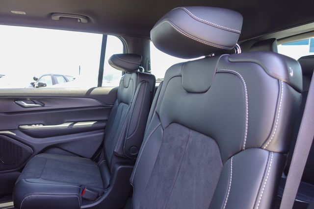 new 2025 Jeep Grand Cherokee L car, priced at $40,870