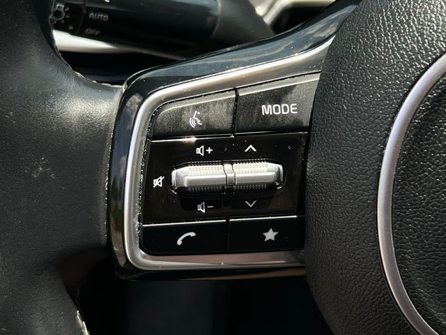used 2024 Kia Sorento car, priced at $25,717