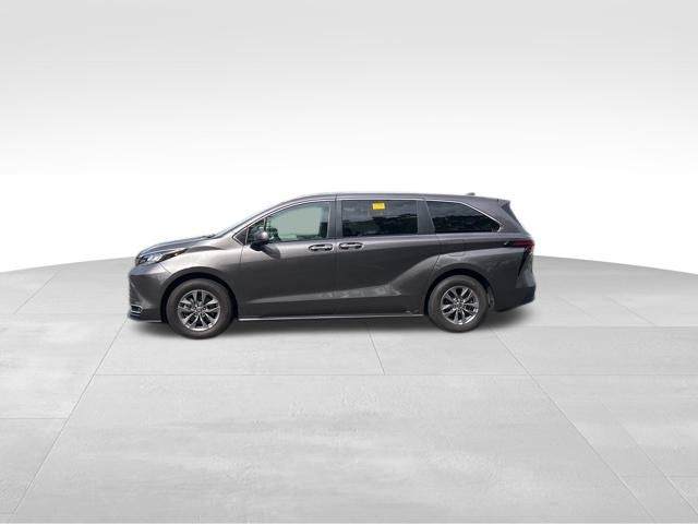 used 2022 Toyota Sienna car, priced at $38,595