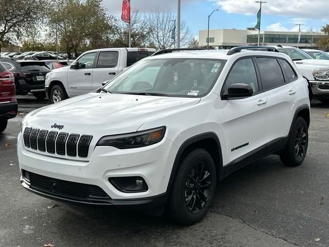 used 2023 Jeep Cherokee car, priced at $25,898